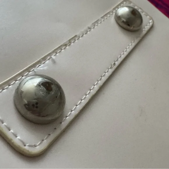 Hello Kitty Large Leopard Print Vinyl Top Handle Purse - Picture 16 of 16